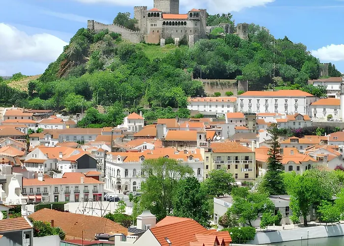 Charming In With Shared Pool Casa de Férias *